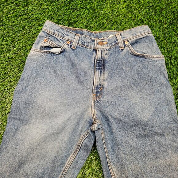VTG 90s Levi's 950 Mom Jeans 31x28 High Rise 12" Tapered Petite 12 Light Wash - Picture 3 of 7
